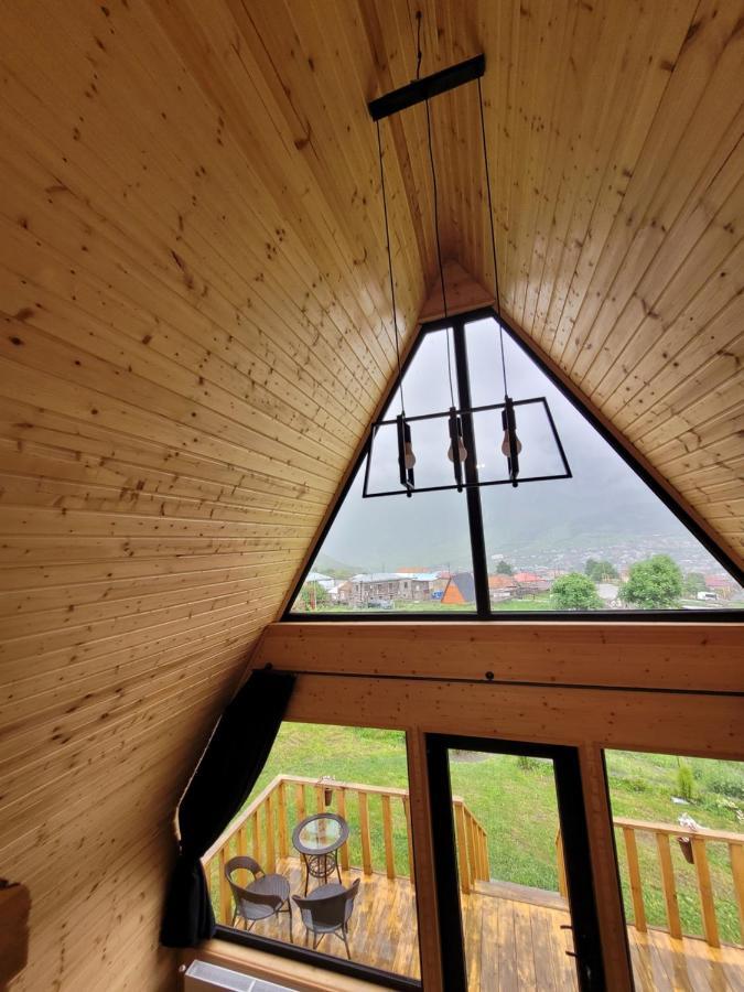 Pine Chalet Kazbegi Bagian luar foto
